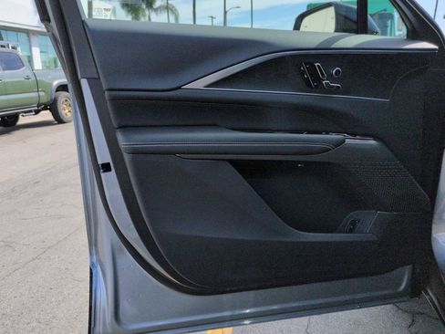 New 2025 Cadillac Lyriq Sport image 10