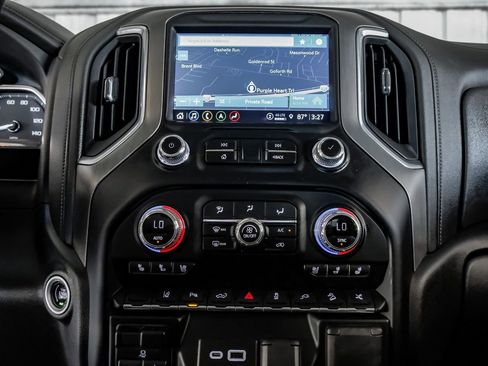 Used 2022 GMC Sierra 2500 Denali w/ Denali Ultimate Package image 25