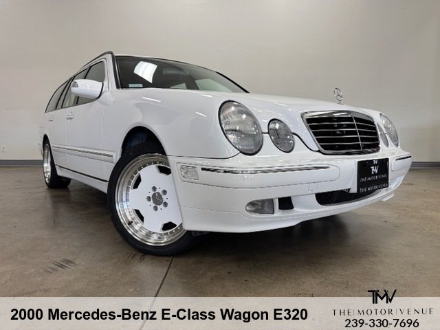 Used 2000 Mercedes-Benz E 320 4MATIC Wagon image 38
