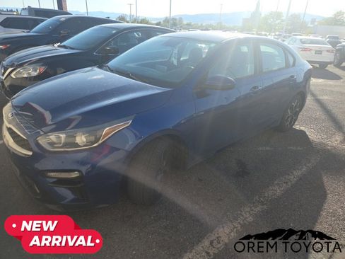 Used 2020 Kia Forte LXS image 2