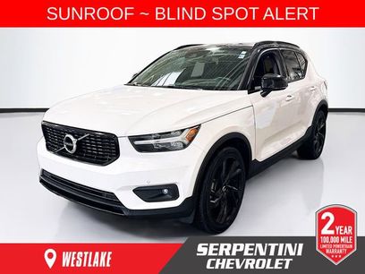 Used 2021 Volvo XC40 T5 R-Design w/ Climate Package
