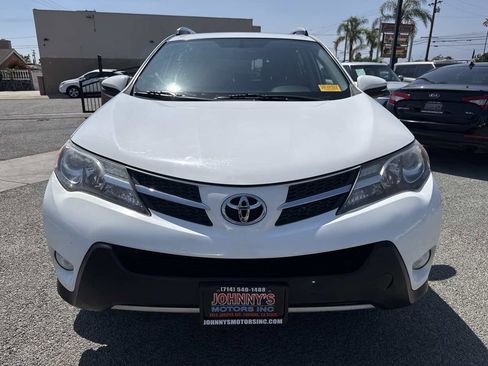 Used 2014 Toyota RAV4 XLE FWD image 2