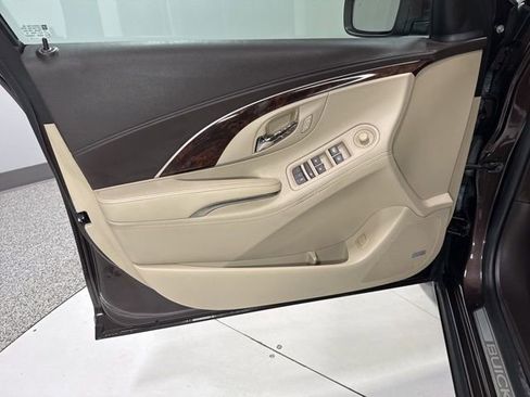 Used 2015 Buick LaCrosse Leather FWD image 12