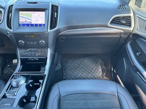 Used 2020 Ford Edge ST-Line image 17