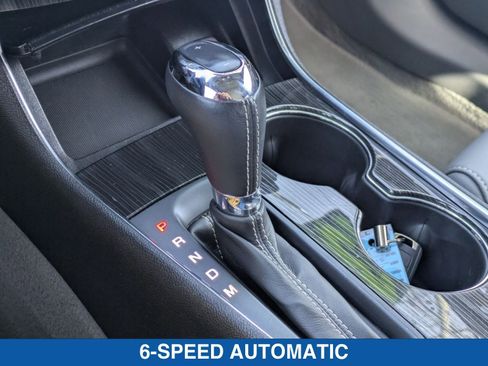 Used 2018 Chevrolet Impala LT image 25