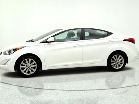 Used 2016 Hyundai Elantra SE w/ Option Group 02 FWD image 8