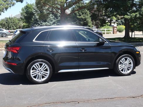 Used 2018 Audi Q5 2.0T Premium Plus w/ Premium Plus Package AWD/4WD image 4