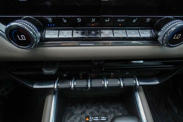 Used 2023 GMC Canyon Denali AWD/4WD image 17