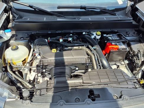 Used 2026 Ford Maverick XLT AWD/4WD image 3
