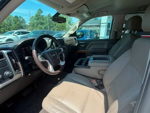 Used 2018 GMC Sierra 1500 SLE w/ SLE Value Package RWD image 9
