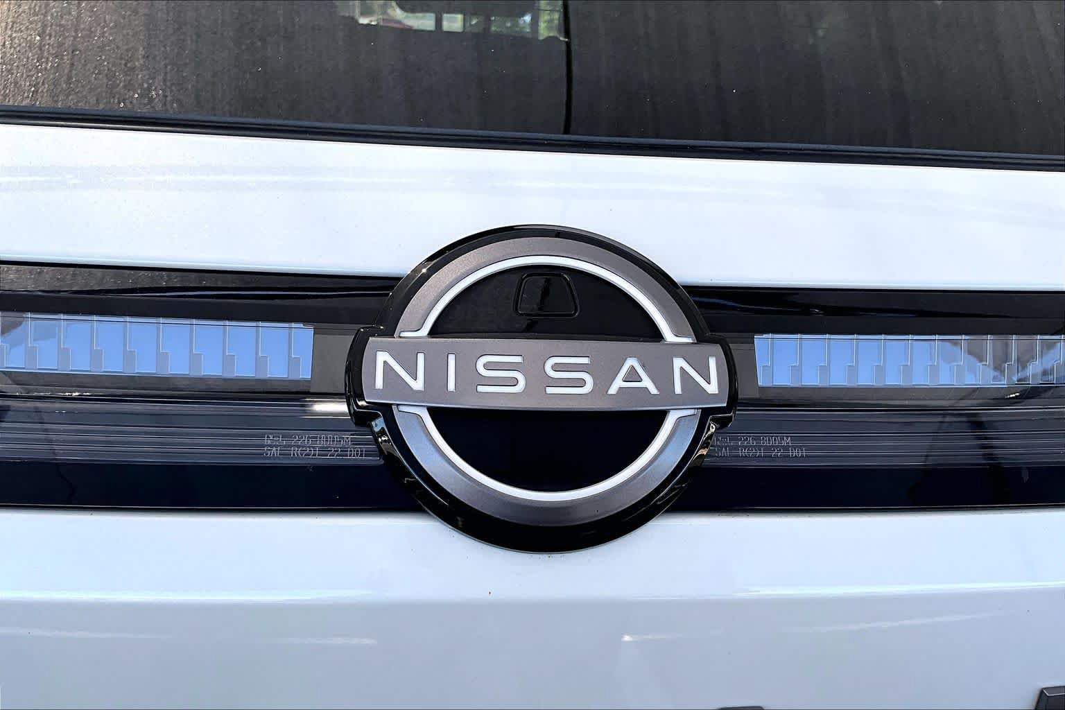 Used 2025 Nissan Murano Platinum w/ Cargo Package AWD/4WD image 31
