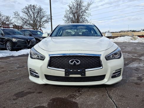 Used 2017 INFINITI Q50 3.0t Premium w/ 3.0T Premium Plus Package image 2