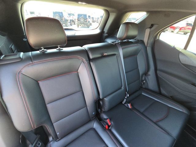 Used 2024 Chevrolet Equinox RS w/ RS Leather Package AWD/4WD image 15