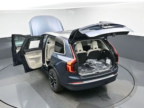New 2026 Volvo XC90 T8 Ultra w/ Protection Package Premier AWD/4WD image 51