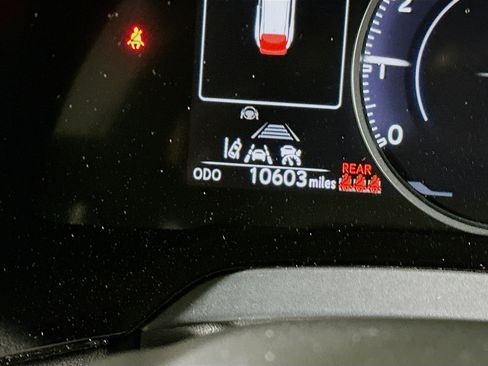 Used 2024 Lexus RX 350 Premium w/ Accessory Package (Z1) image 19