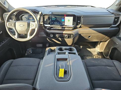 Used 2023 Chevrolet Silverado 1500 LT AWD/4WD image 13