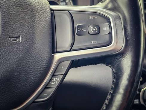 Used 2020 RAM 1500 Big Horn AWD/4WD image 19