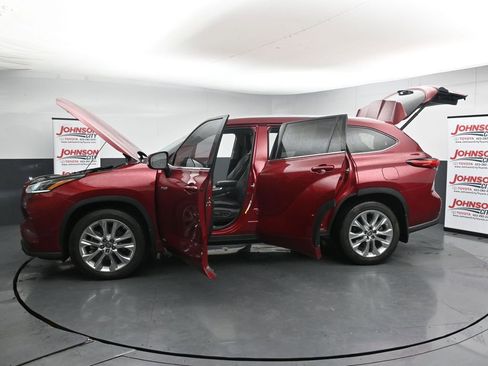 Used 2021 Toyota Highlander Limited AWD/4WD image 49