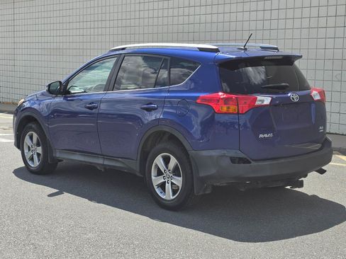 Used 2015 Toyota RAV4 XLE AWD/4WD image 5