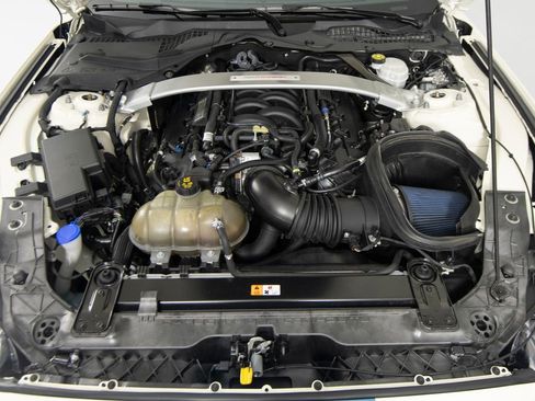 Used 2020 Ford Mustang Shelby GT350R w/ GT350R Equipment Group 920A image 52