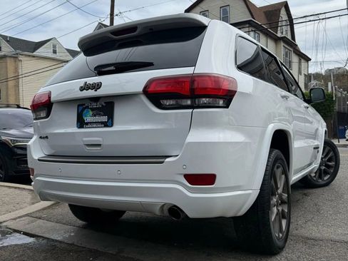 Used 2016 Jeep Grand Cherokee Limited 75th Anniversary image 4