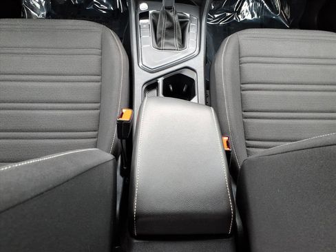 Certified 2024 Volkswagen Tiguan S image 25