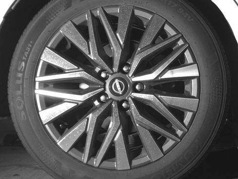 Used 2025 Nissan Altima 2.5 SV FWD image 15
