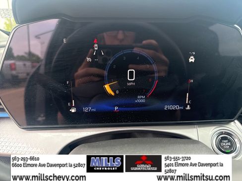Used 2025 Chevrolet Trax LT w/ LT Convenience Package FWD image 14