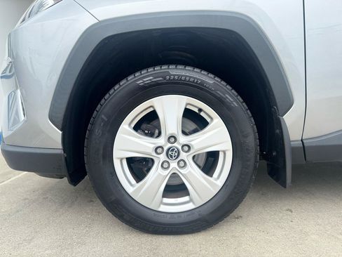 Used 2020 Toyota RAV4 XLE w/ Convenience Package AWD/4WD image 27