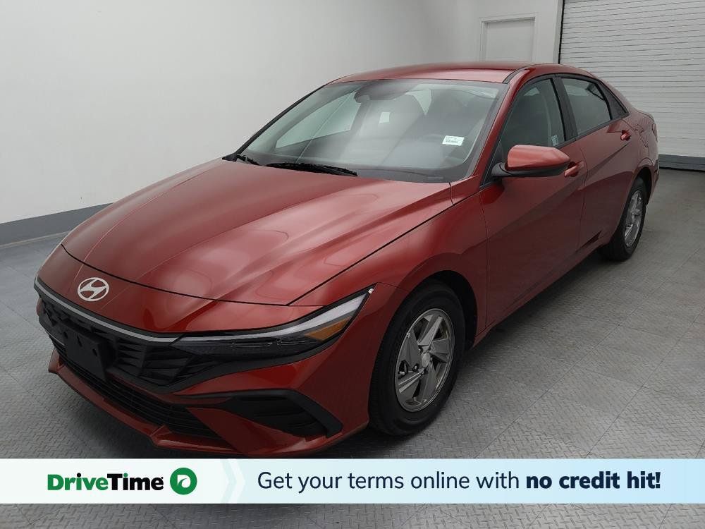 Used 2025 Hyundai Elantra SE FWD image 1