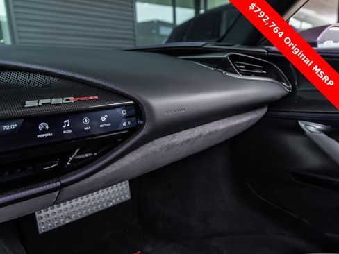 Used 2025 Ferrari SF90 Spider image 43