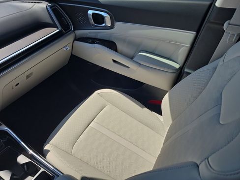 New 2026 Kia Sorento SX FWD image 16