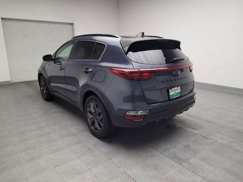 Used 2022 Kia Sportage Nightfall Edition image 5