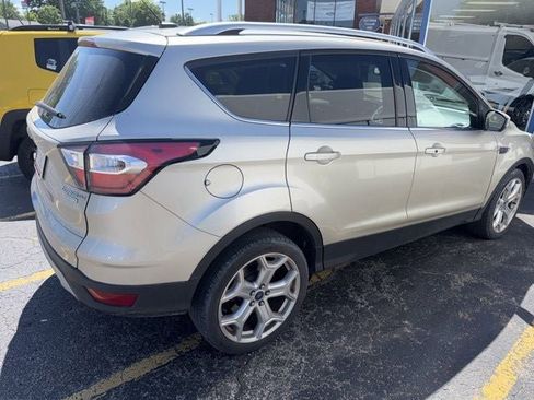 Used 2017 Ford Escape Titanium FWD image 5