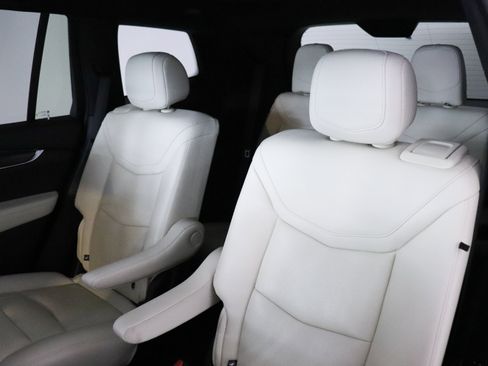 Used 2023 Cadillac XT6 Sport w/ Technology Package image 20