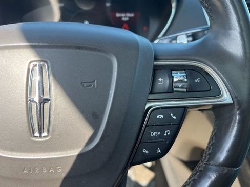 Used 2020 Lincoln Nautilus Reserve AWD/4WD image 30