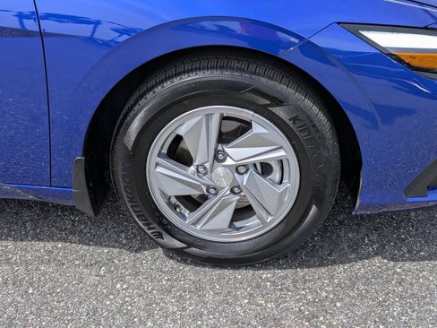 Used 2024 Hyundai Elantra SE FWD image 10