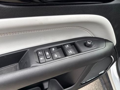 New 2026 Jeep Compass Limited w/ Sun, Sound & Navigation Group AWD/4WD image 18