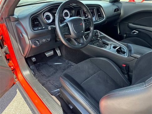 Used 2018 Dodge Challenger T/A image 10