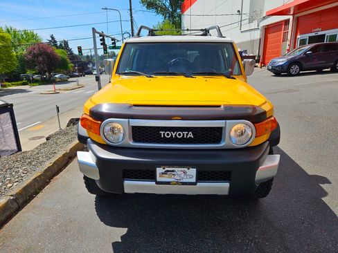 Used 2007 Toyota FJ Cruiser 4WD image 4