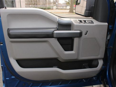 Used 2018 Ford F150 XLT w/ Equipment Group 301A Mid AWD/4WD image 16