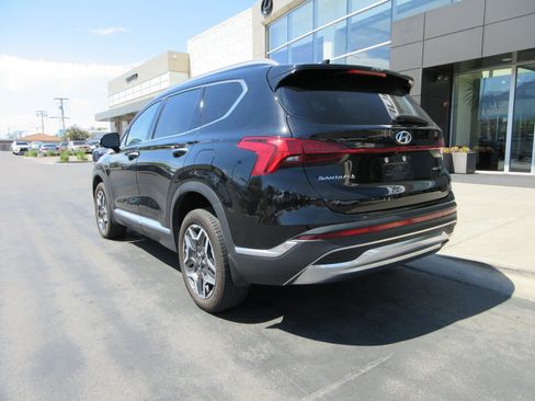 Used 2023 Hyundai Santa Fe Limited AWD/4WD image 5