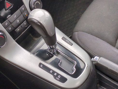 Used 2013 Chevrolet Cruze LT image 29