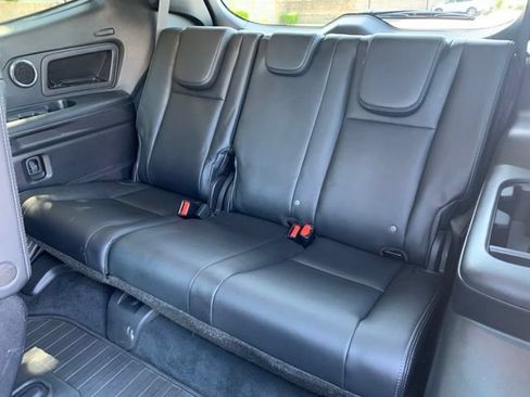 Used 2025 Subaru Ascent Touring AWD/4WD image 19