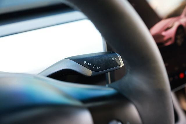 Used 2023 Tesla Model Y Long Range AWD/4WD image 34