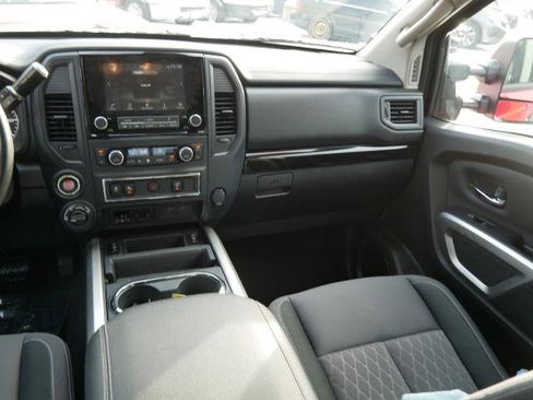 Certified 2024 Nissan Titan SV w/ SV Convenience Package image 15