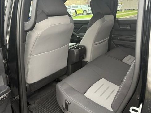 New 2025 Toyota Tacoma TRD Off-Road image 32