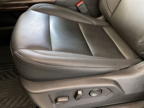 Used 2025 Chevrolet Silverado 1500 LT Trail Boss w/ Convenience Package II image 12