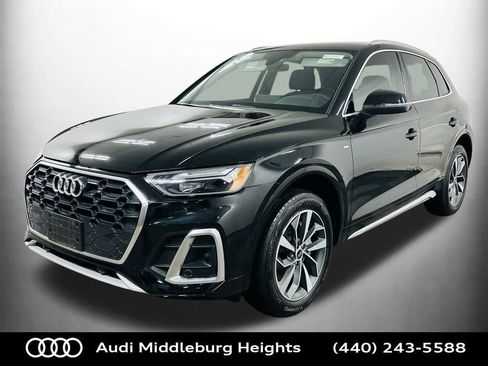 Certified 2023 Audi Q5 2.0T Premium w/ Convenience Package image 4