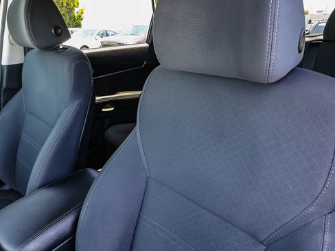 Used 2018 Kia Sorento L FWD image 28